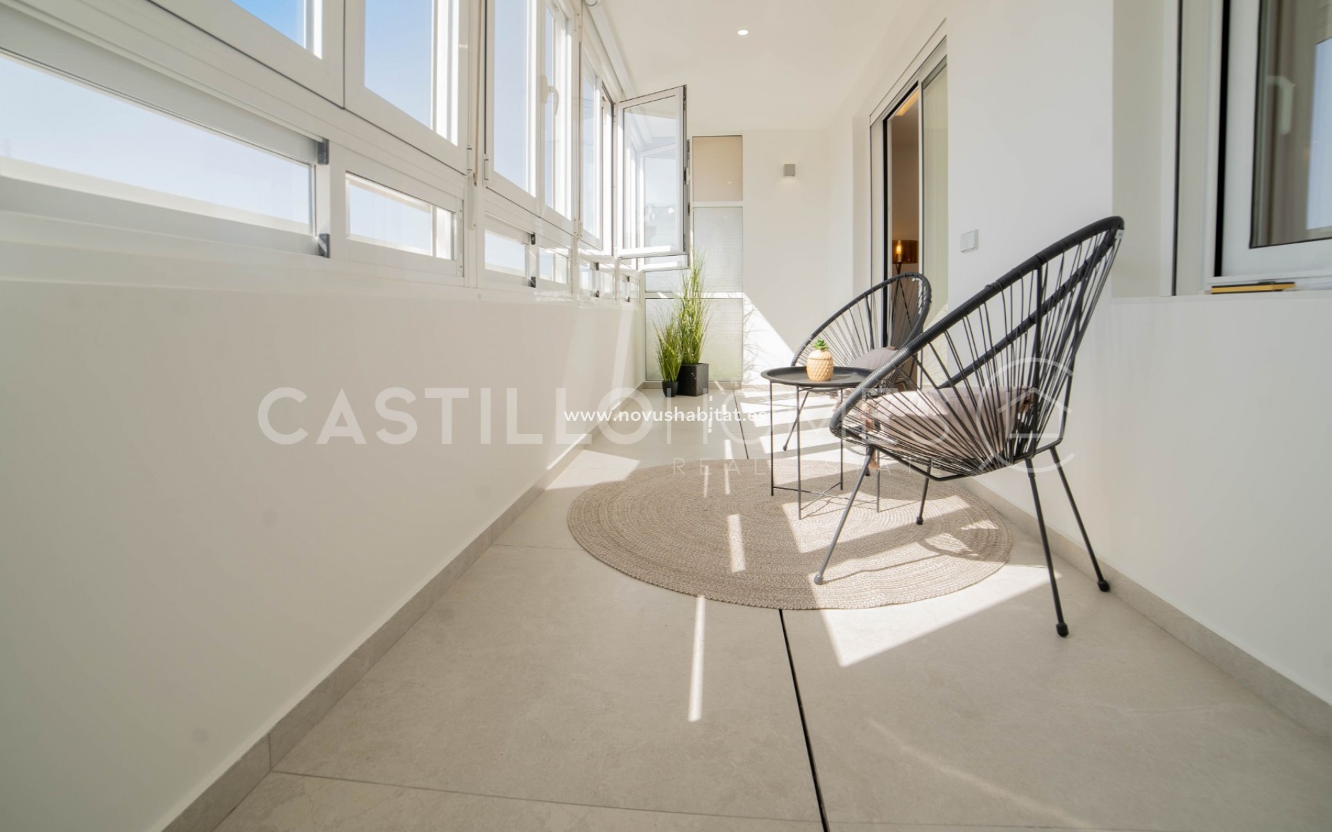 Resale - Apartment - Torrevieja - Playa del Acequión