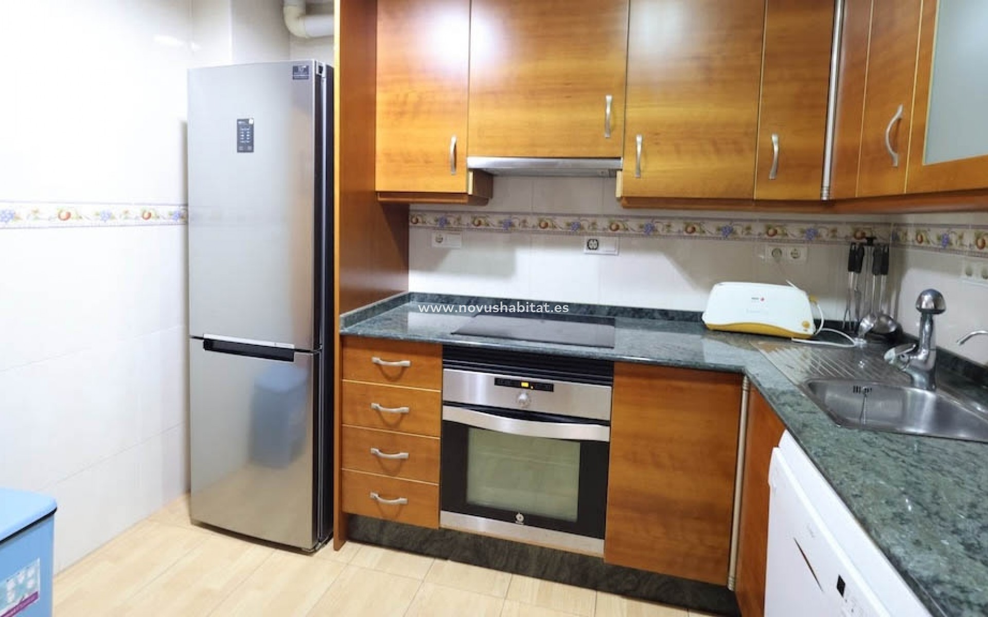 Resale - Apartment - Torrevieja - Playa del Acequión