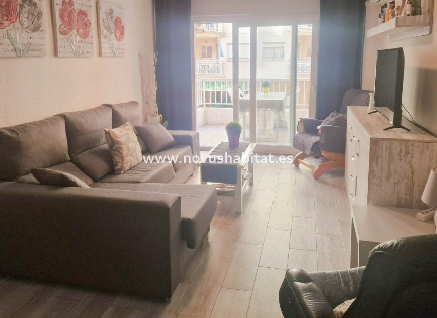 Resale - Apartment - Torrevieja - Playa del Cura