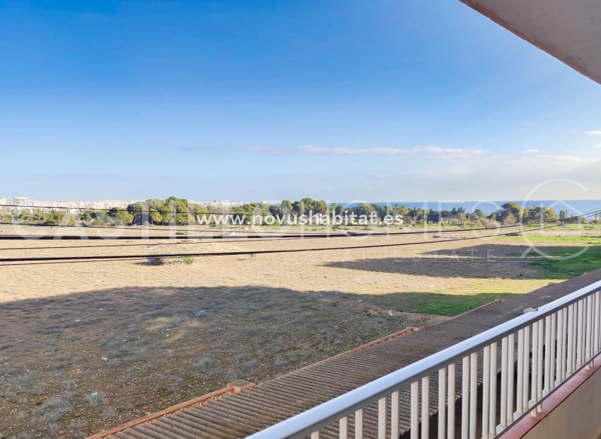 Resale - Apartment - Torrevieja - Punta Prima