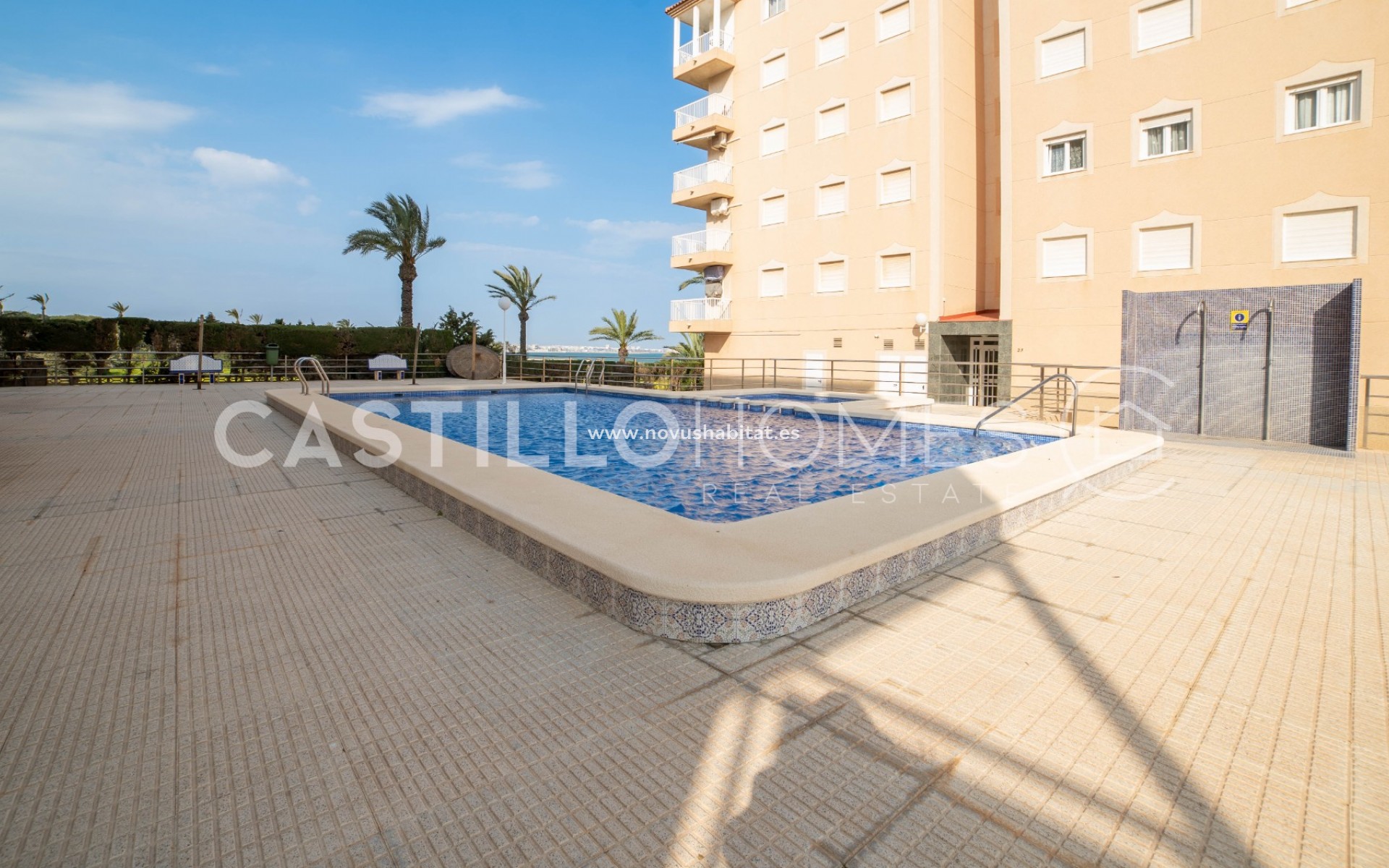Resale - Apartment - Torrevieja - Punta Prima