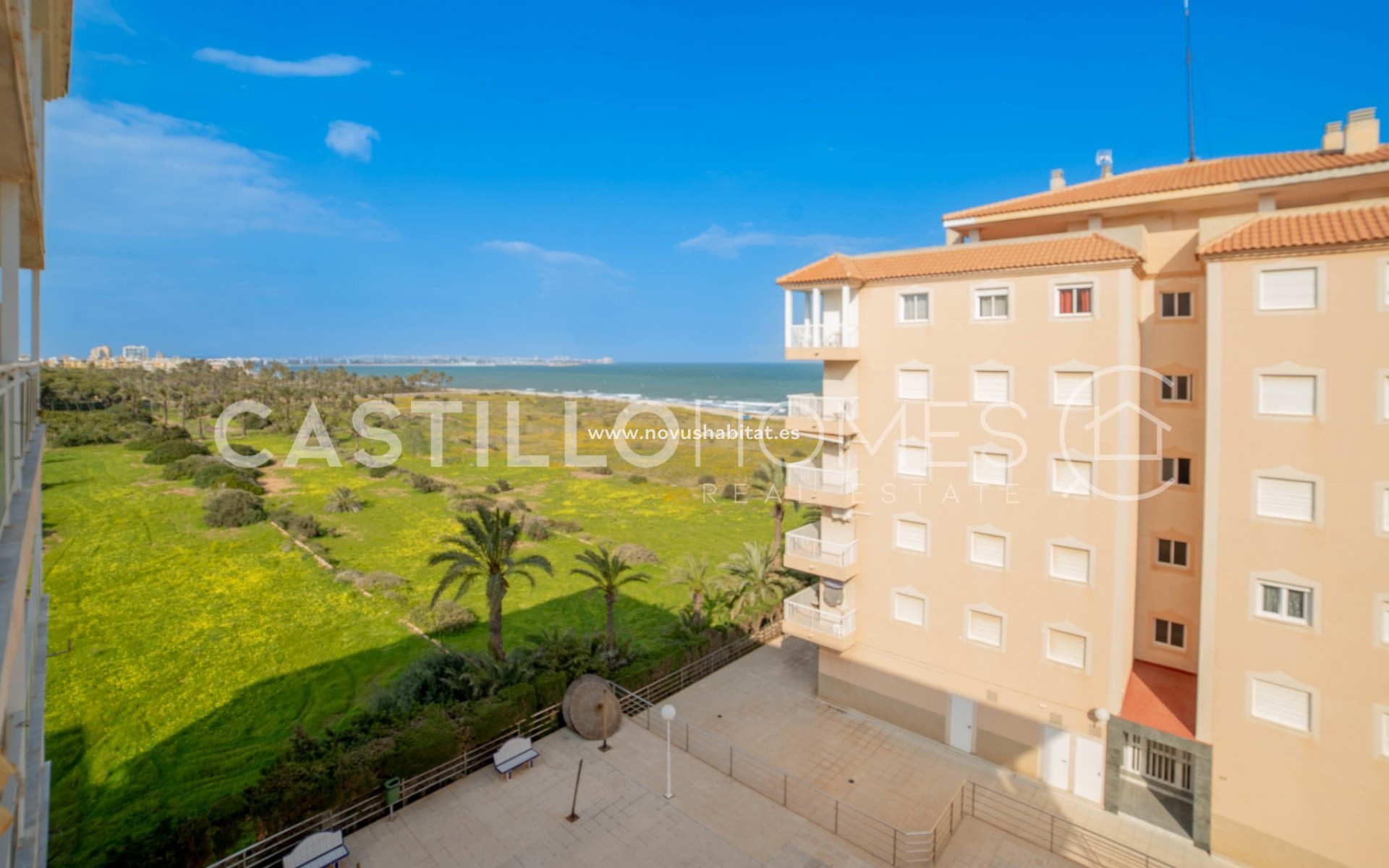 Resale - Apartment - Torrevieja - Punta Prima