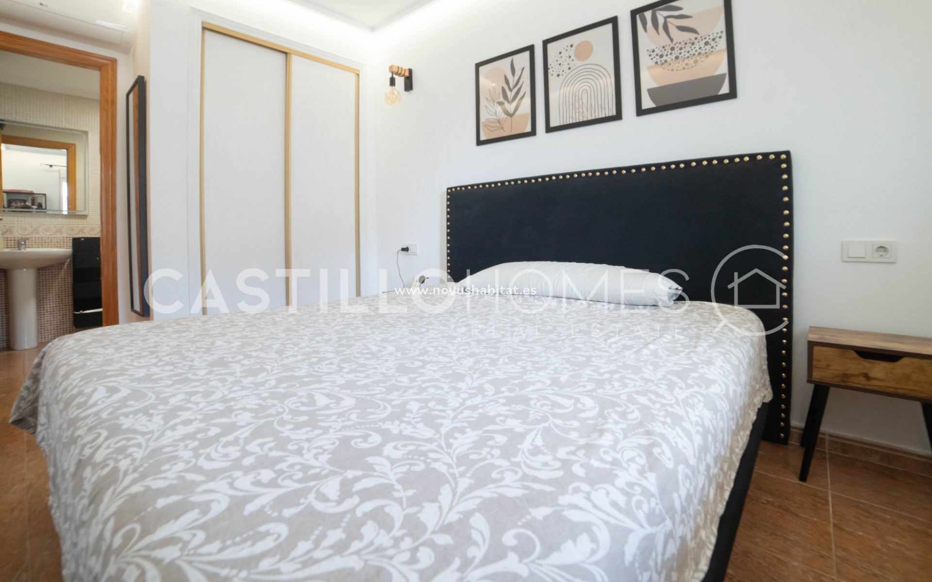 Resale - Apartment - Torrevieja - Sector 25