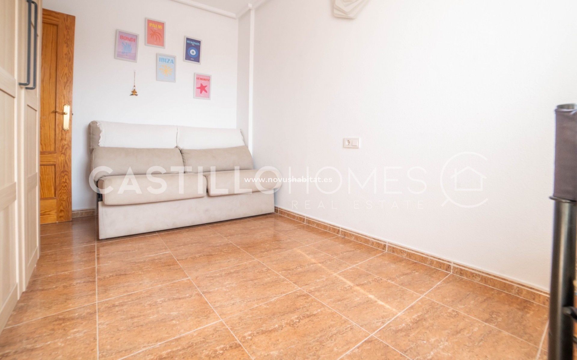 Resale - Apartment - Torrevieja - Sector 25