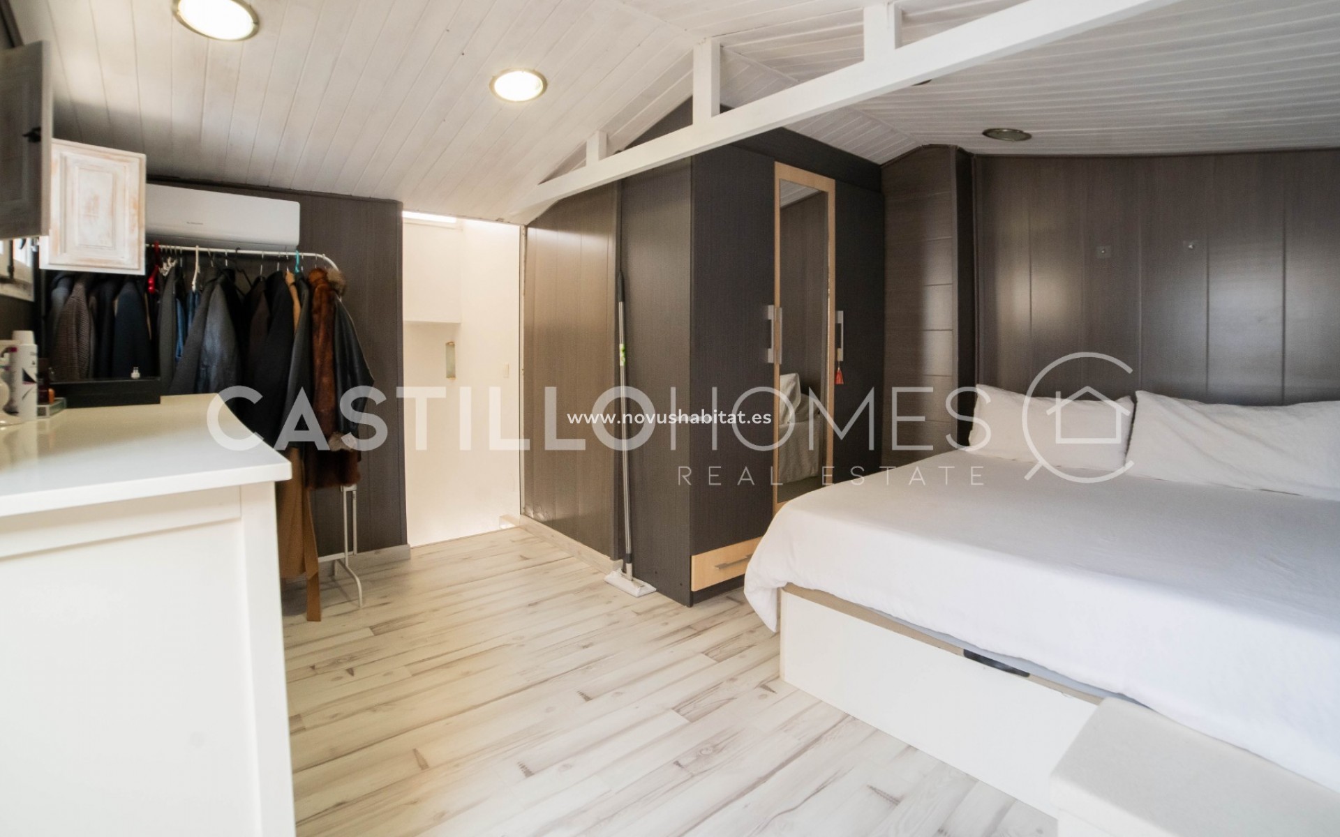 Resale - Apartment - Torrevieja - Urb. Rosaleda