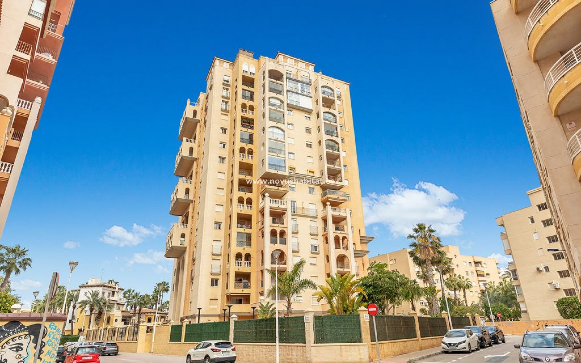 Resale - Apartment - Torrevieja - Urb. Rosaleda