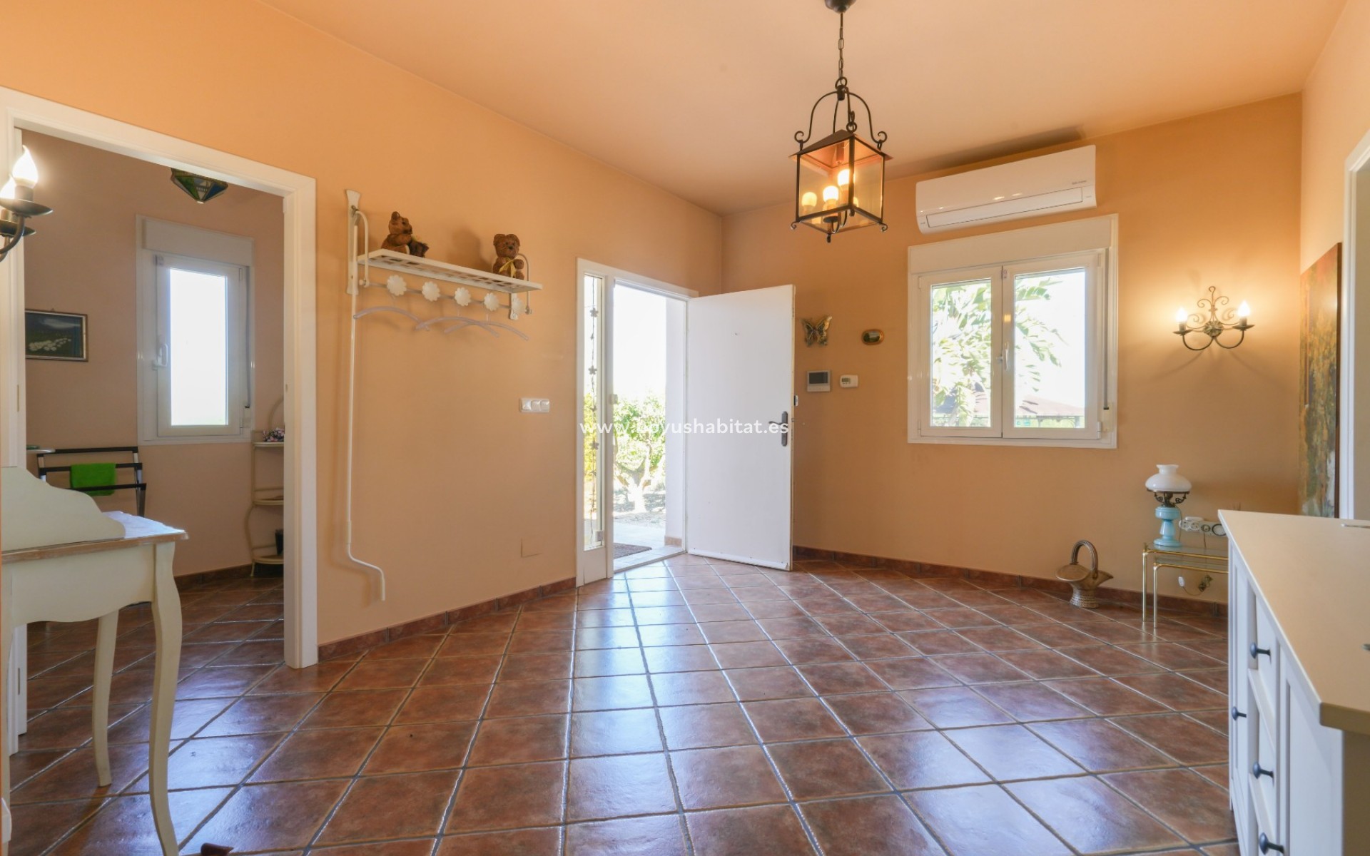 Resale - Chalets Independientes - Alicante - Jacarilla