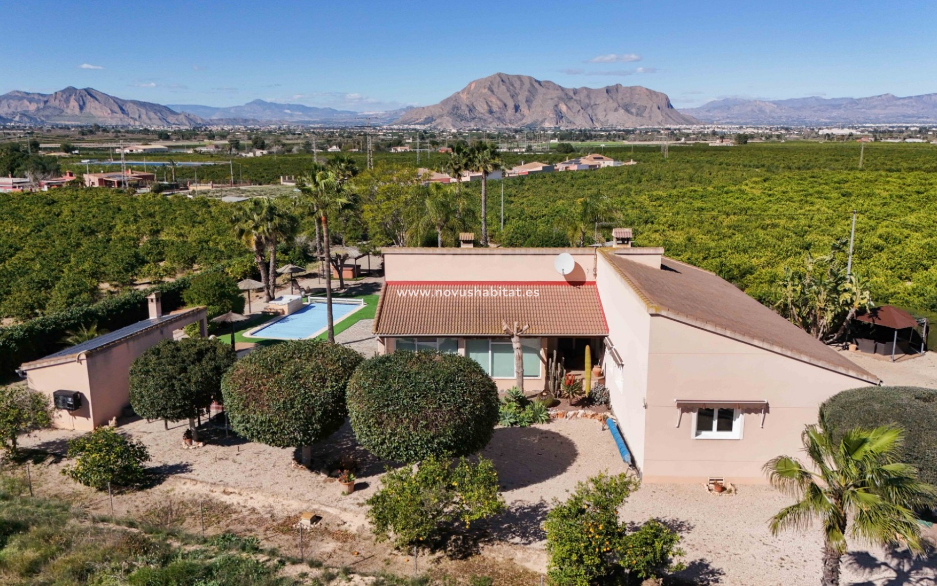 Resale - Chalets Independientes - Alicante - Jacarilla