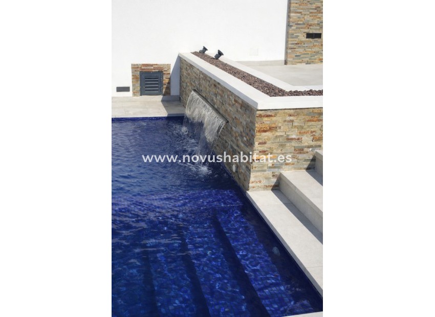 Resale - Detached Villa - Torrevieja - La Siesta 