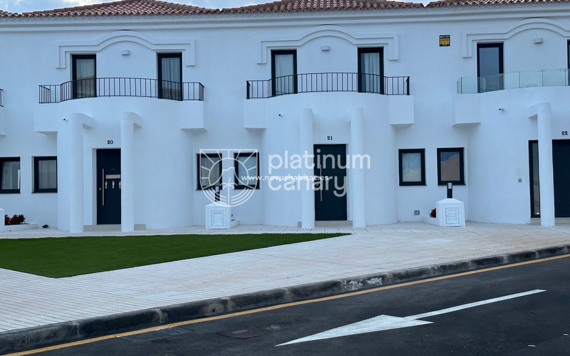 Resale - house - Golf Del Sur - Santa Cruz de Tenerife
