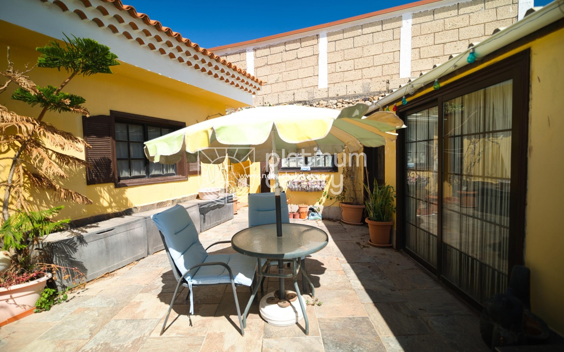 Resale - house - Granadilla de Abona - Santa Cruz de Tenerife