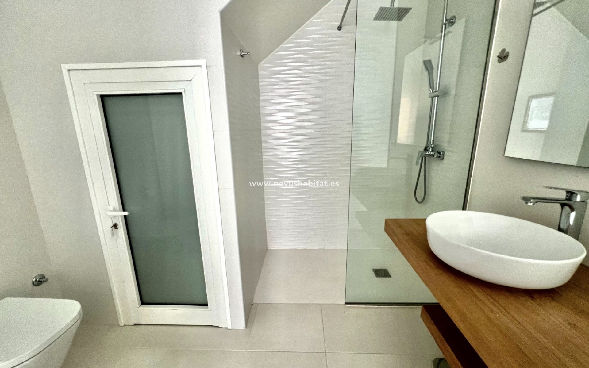 Resale - house - La Caleta