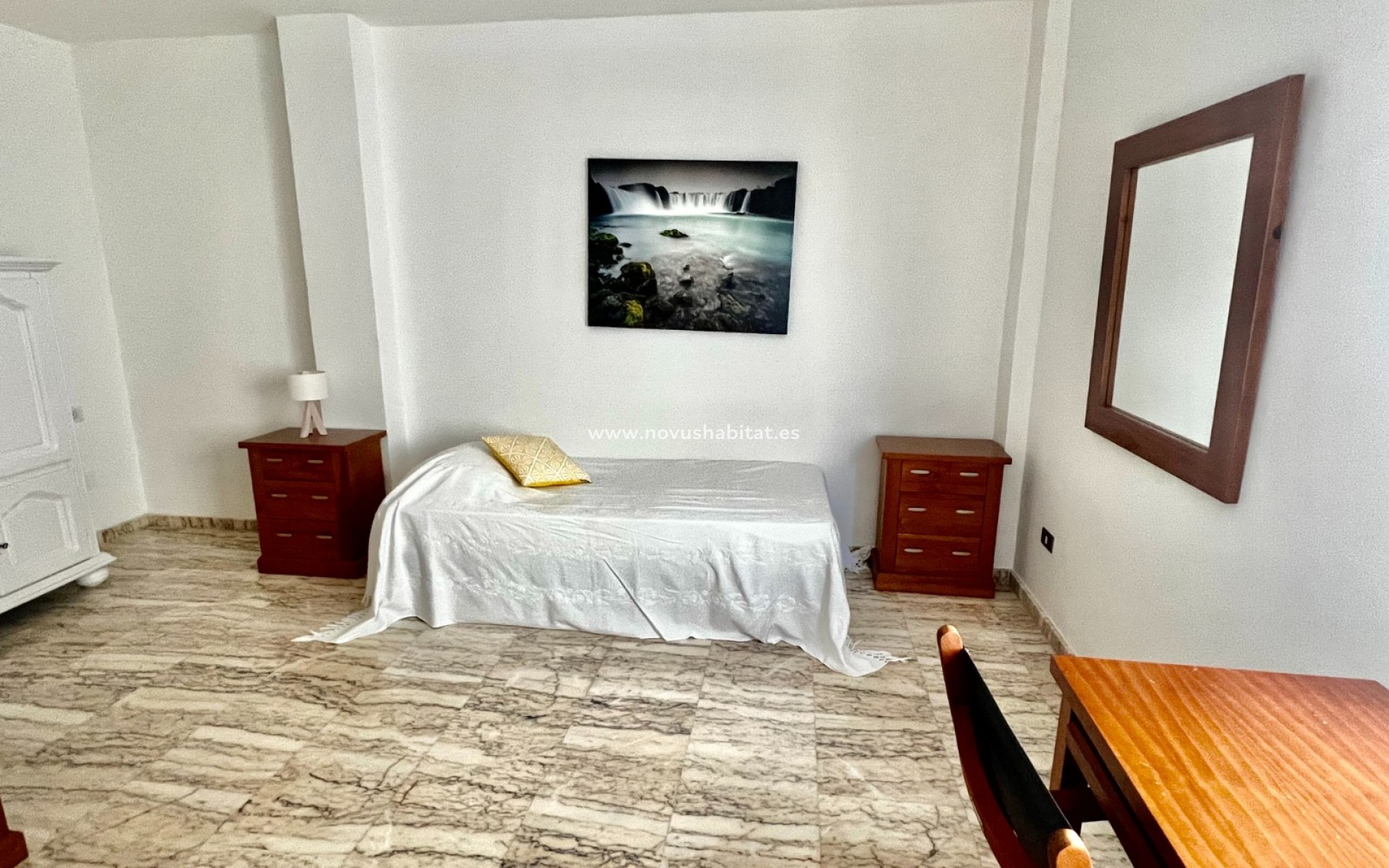 Resale - house - La Caleta