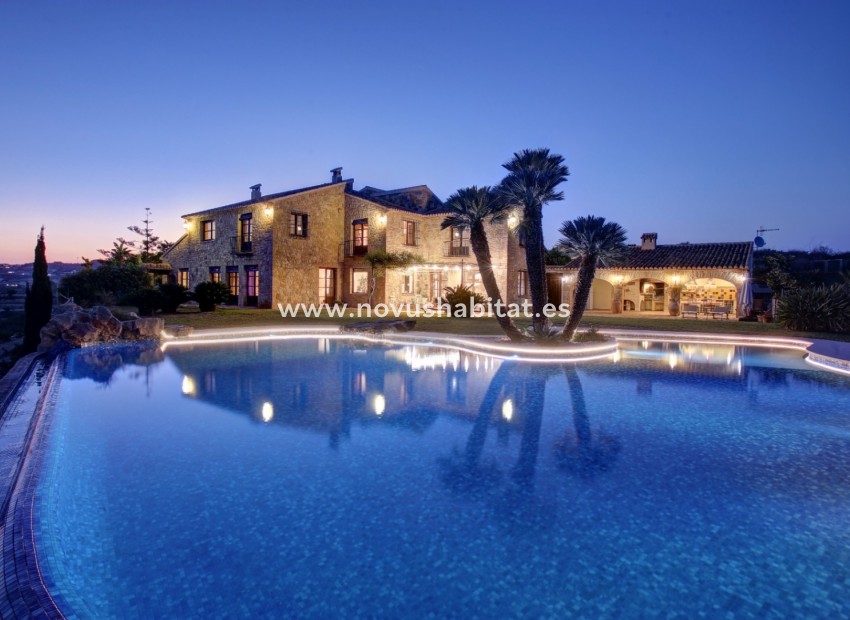 Resale - Plot - Moraira