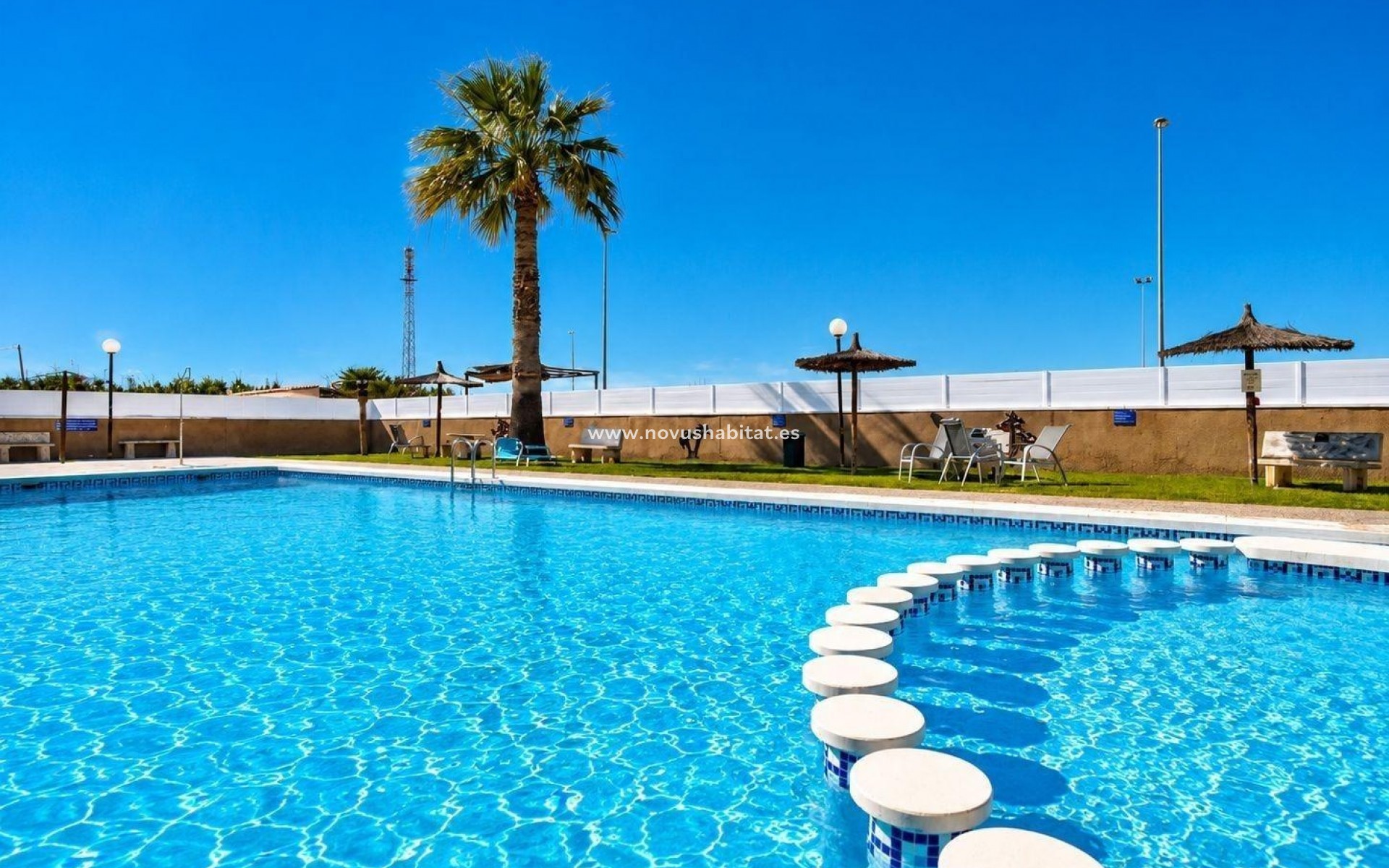 Resale - Townhouse - Algorfa - Algorfa - Urb. Montebello