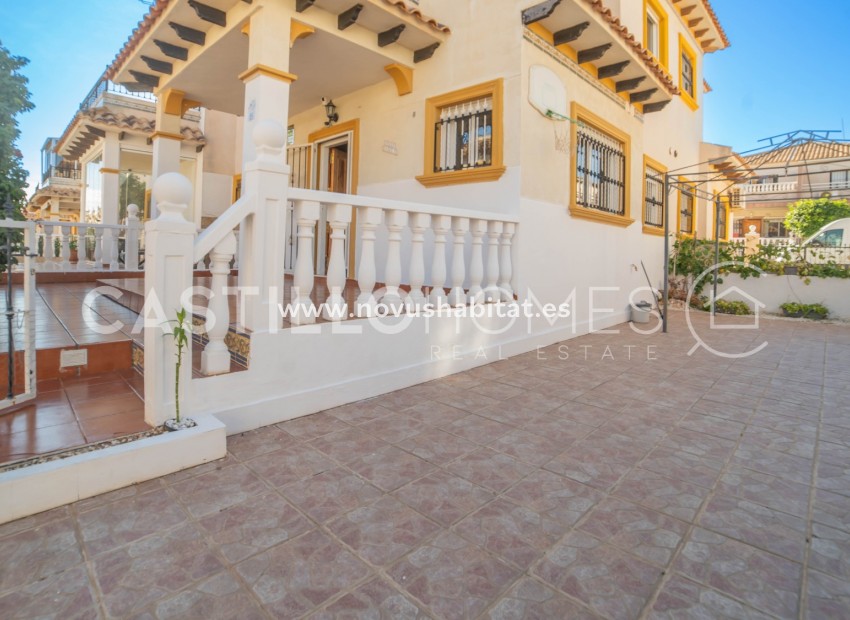 Resale - Townhouse - Orihuela Costa - La Regia