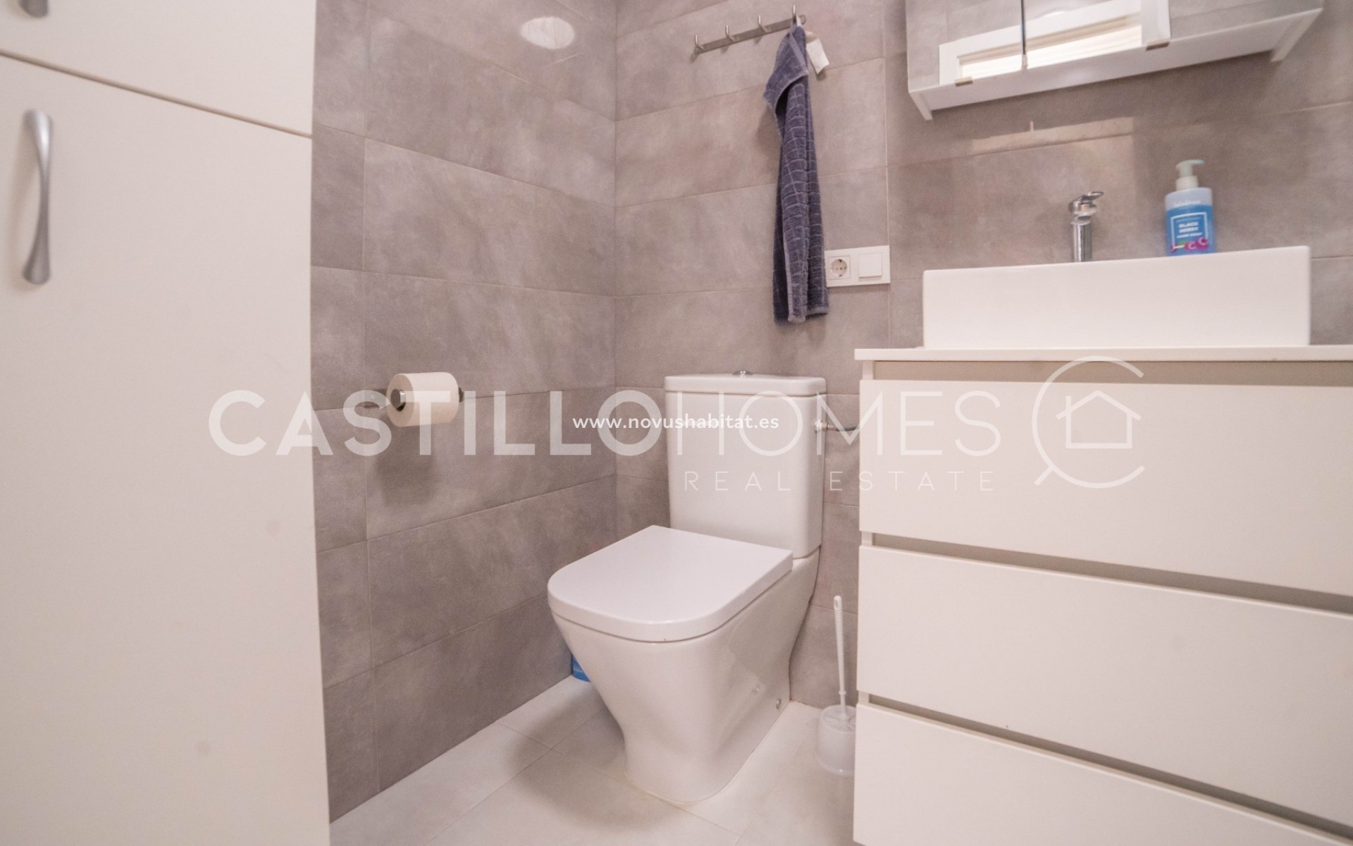 Resale - Townhouse - Torrevieja - Aguas Nuevas