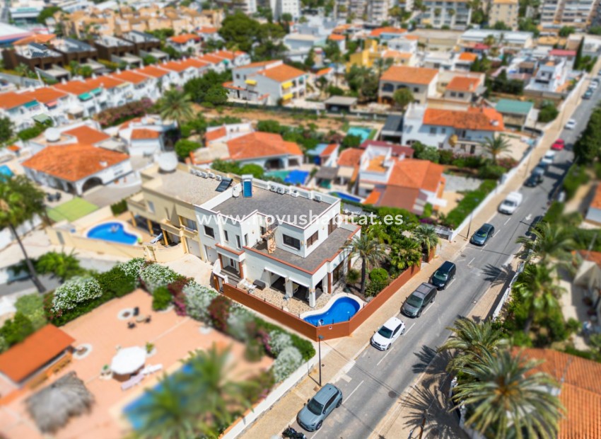 Resale - Villa - Albir - Albir Playa