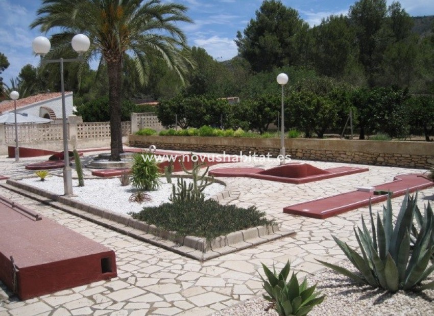 Resale - Villa - Albir