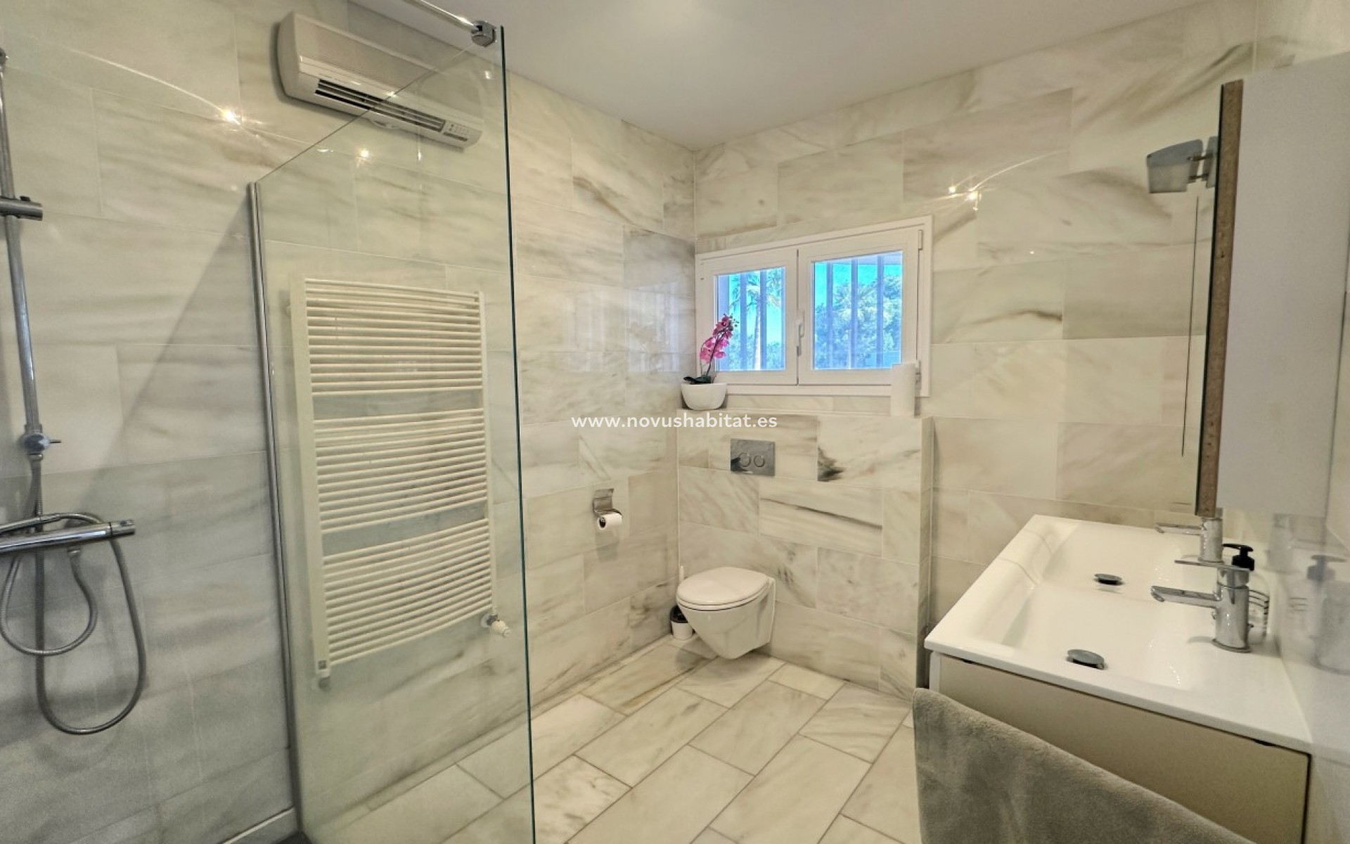 Resale - Villa - Albir