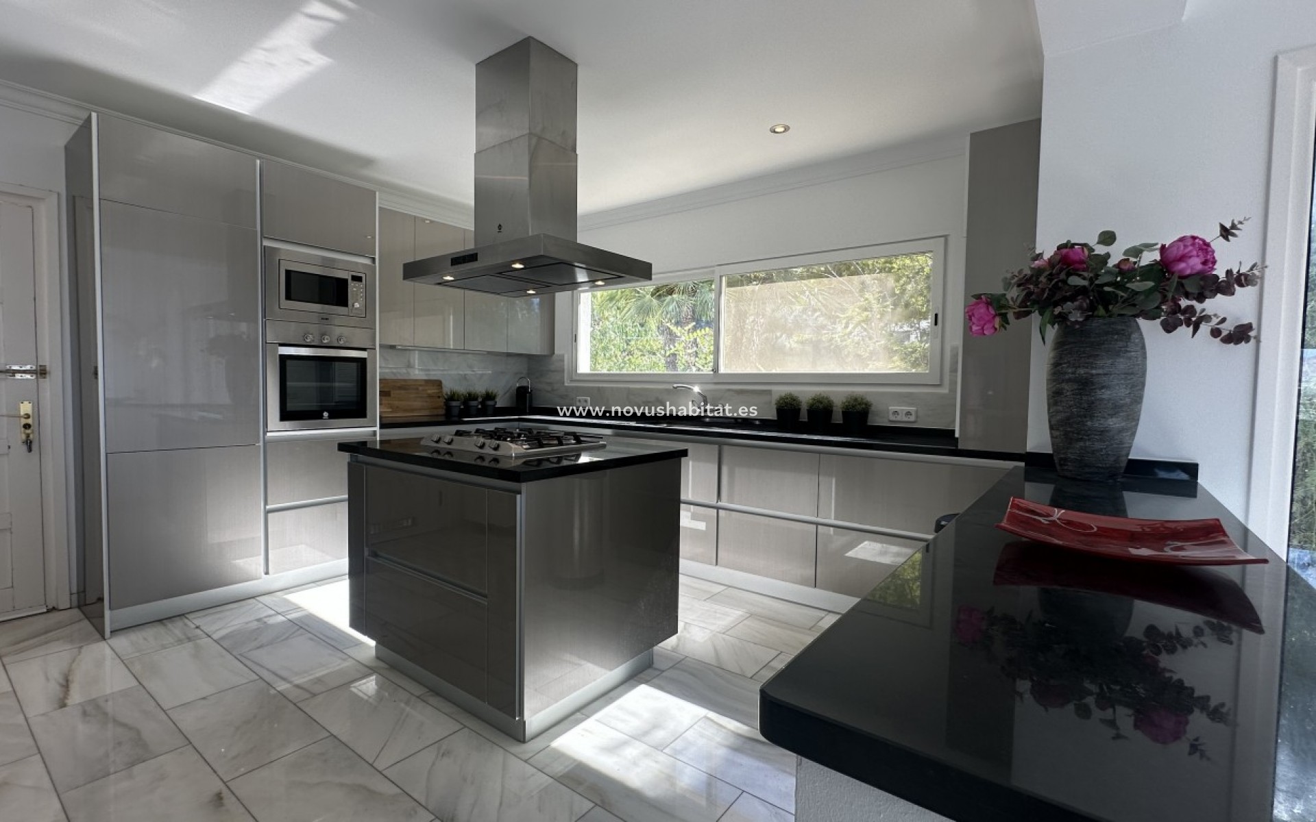 Resale - Villa - Albir