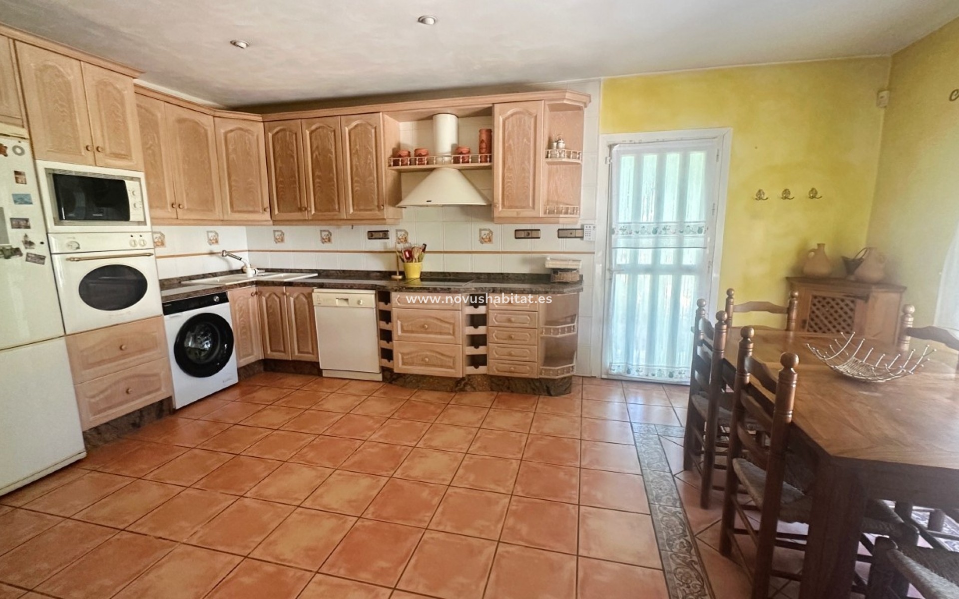 Resale - Villa - Albir