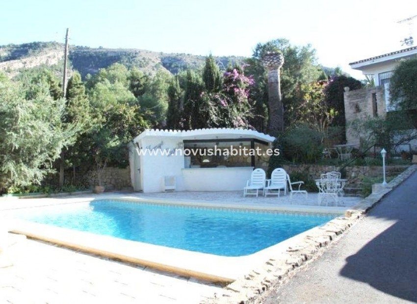 Resale - Villa - Albir