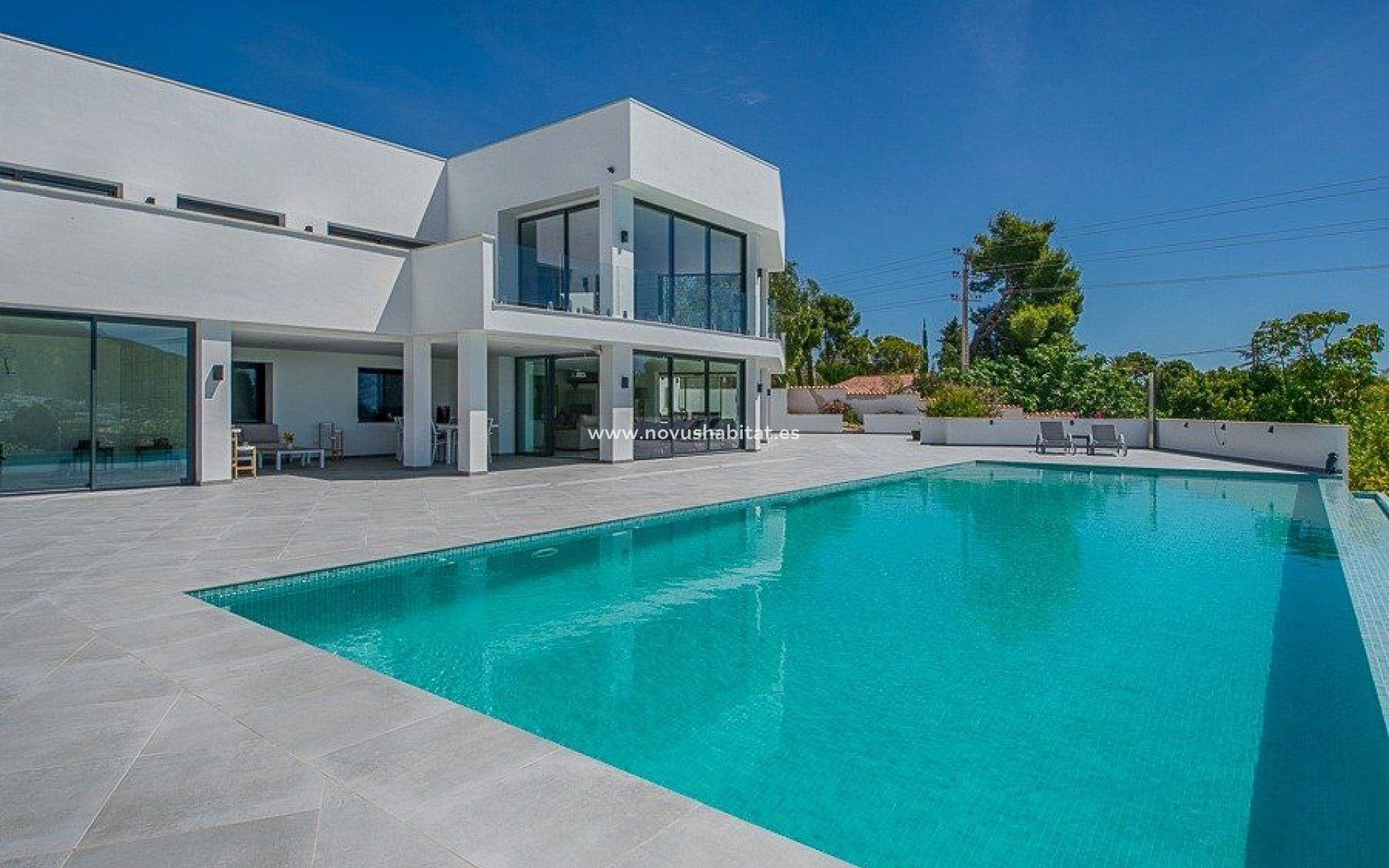 Resale - Villa - Altea