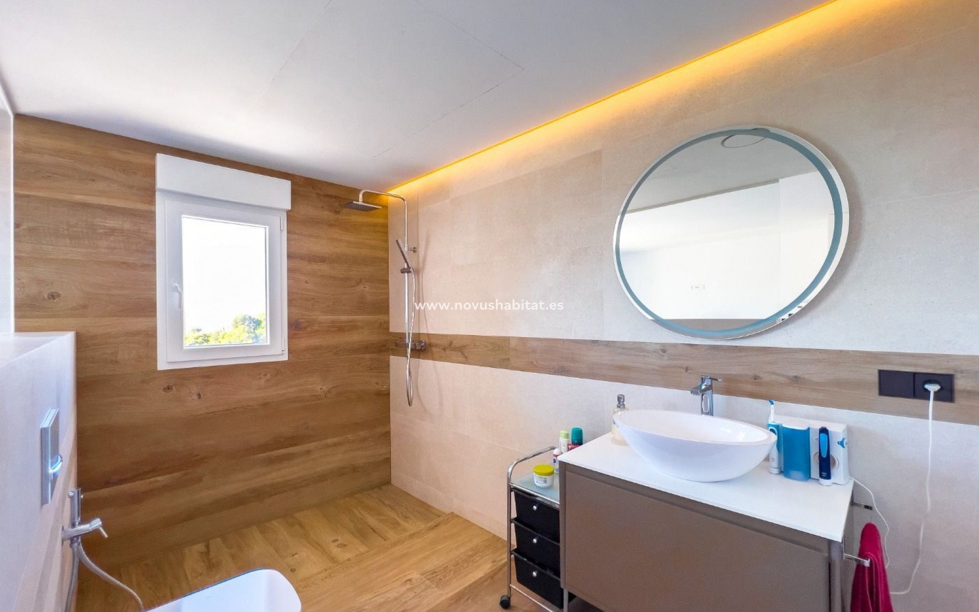 Resale - Villa - Altea