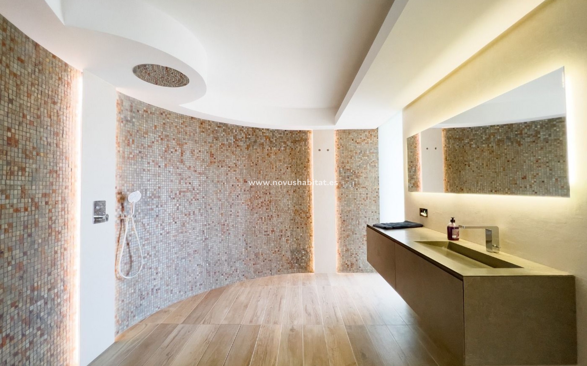 Resale - Villa - Altea