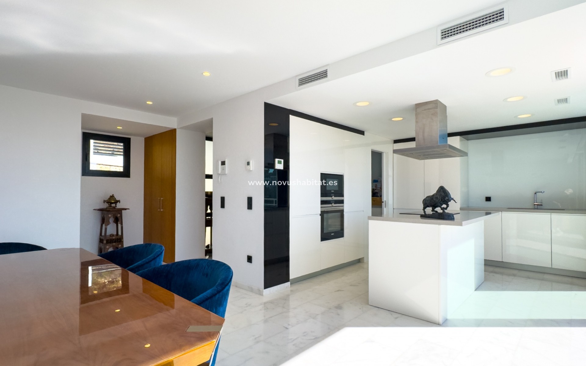 Resale - Villa - Altea