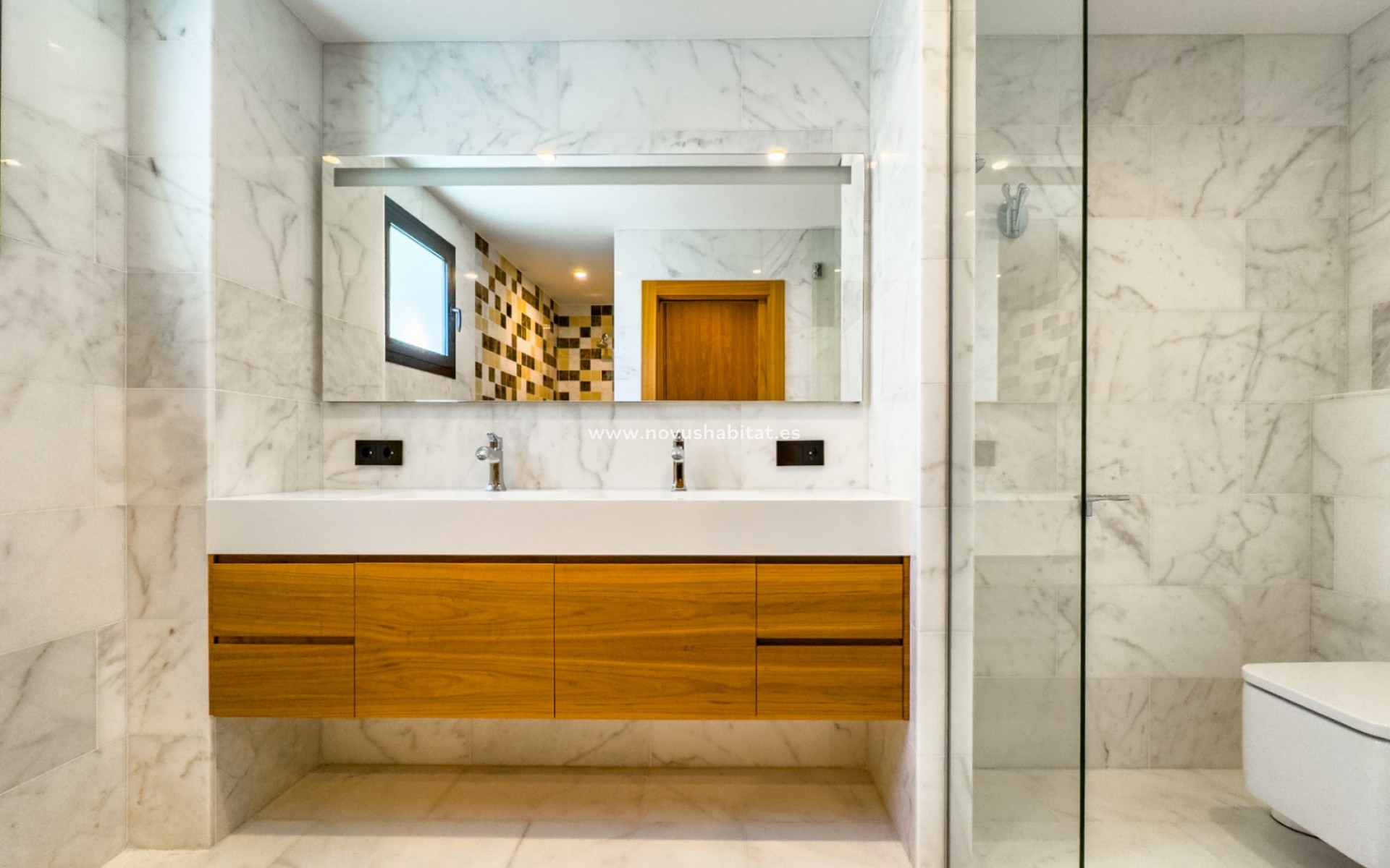 Resale - Villa - Altea