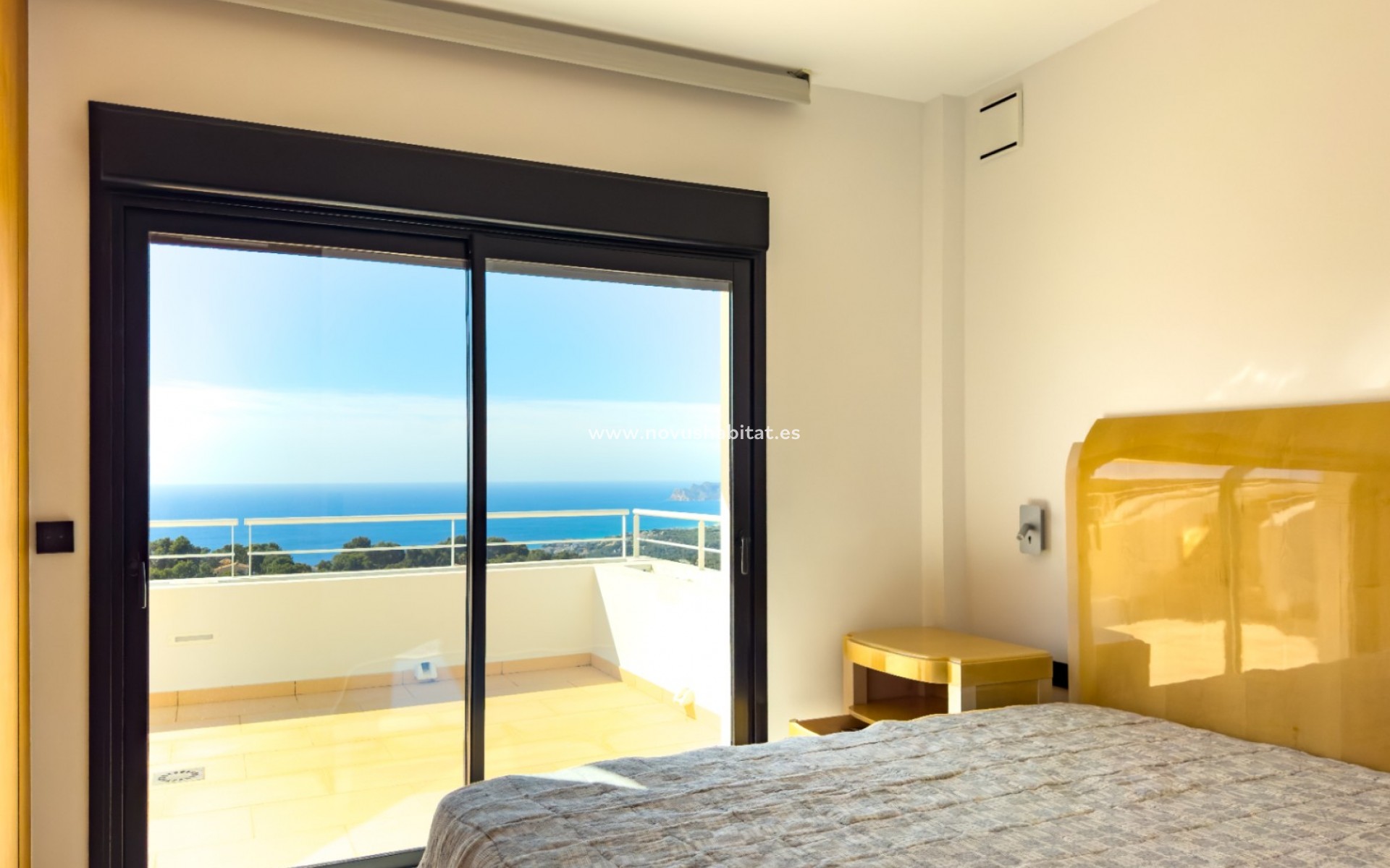 Resale - Villa - Altea