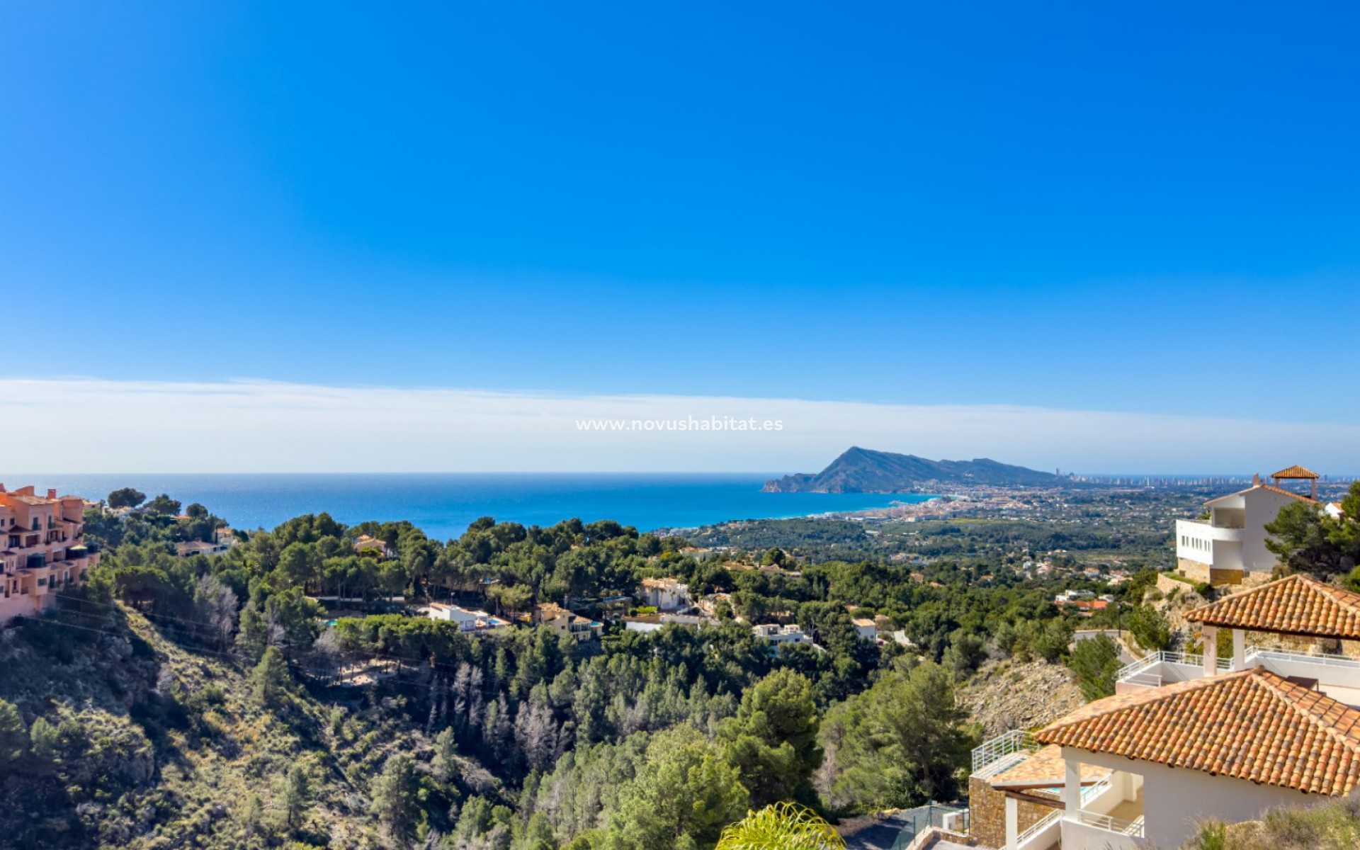 Resale - Villa - Altea
