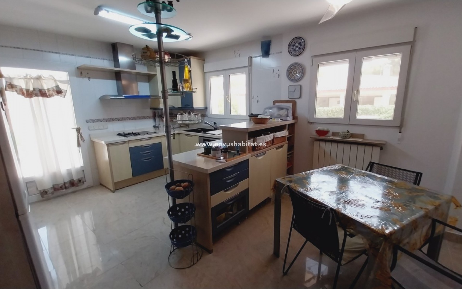 Resale - Villa - Benidorm