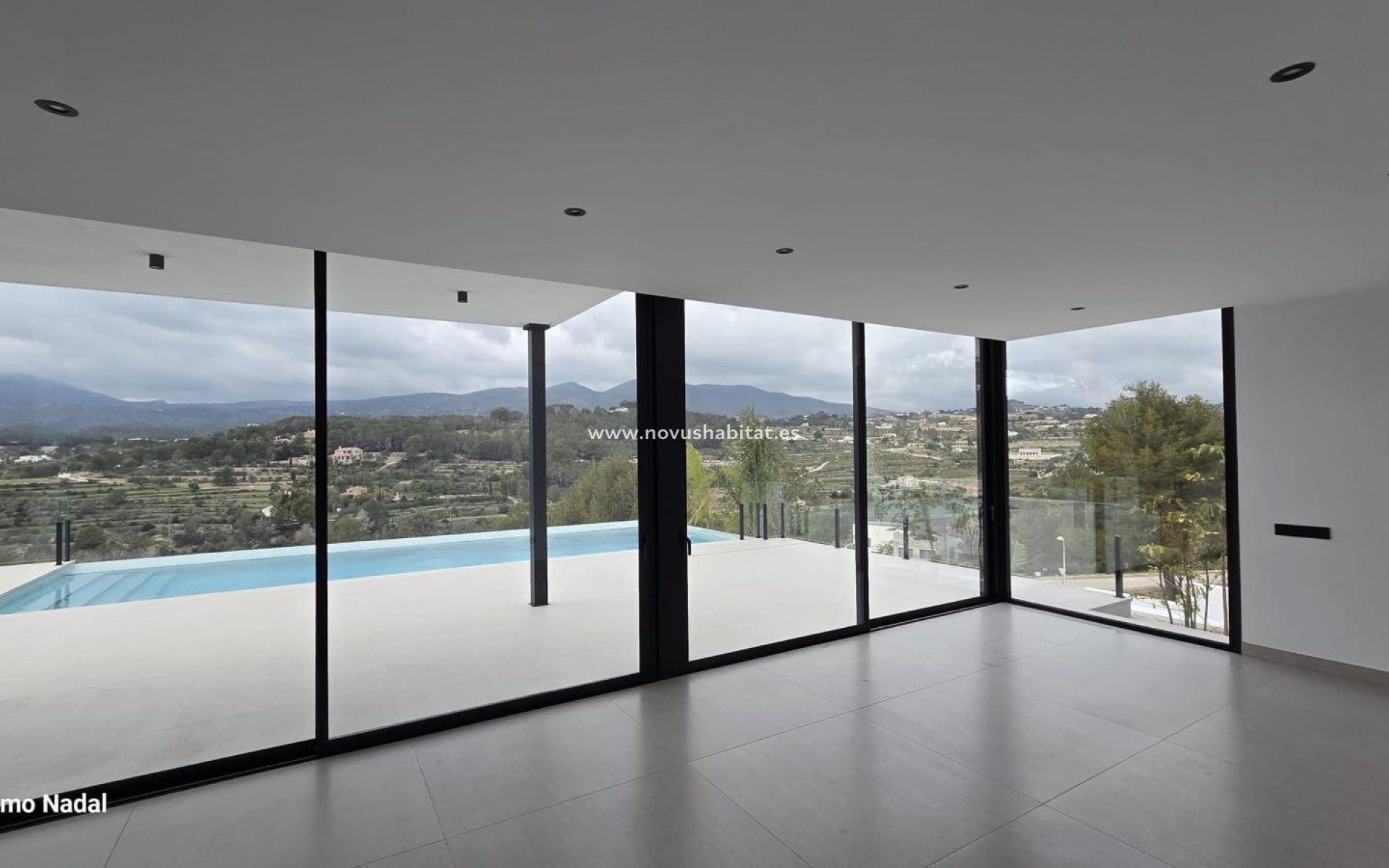 Resale - Villa - Calpe - Empedrola