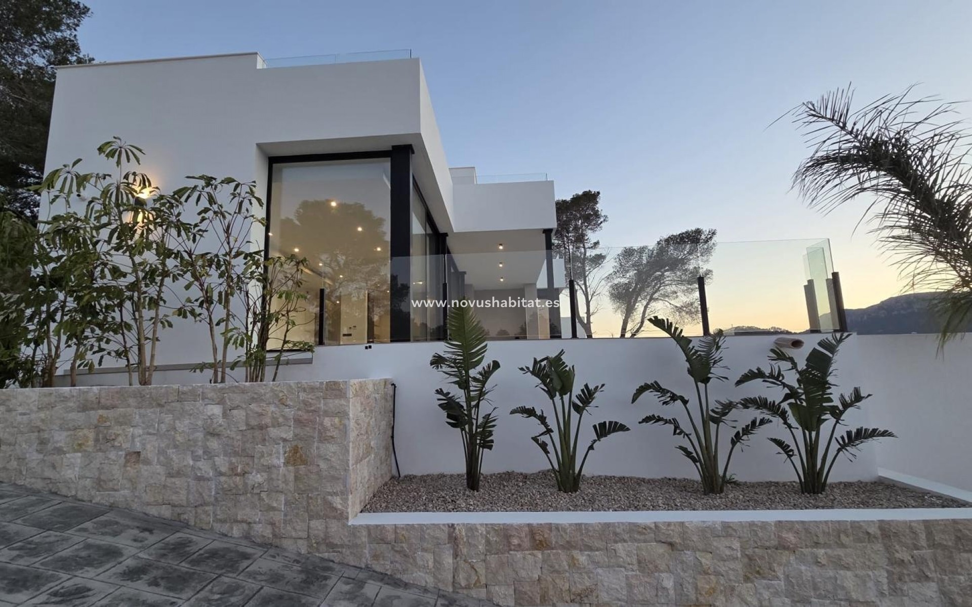 Resale - Villa - Calpe - Empedrola