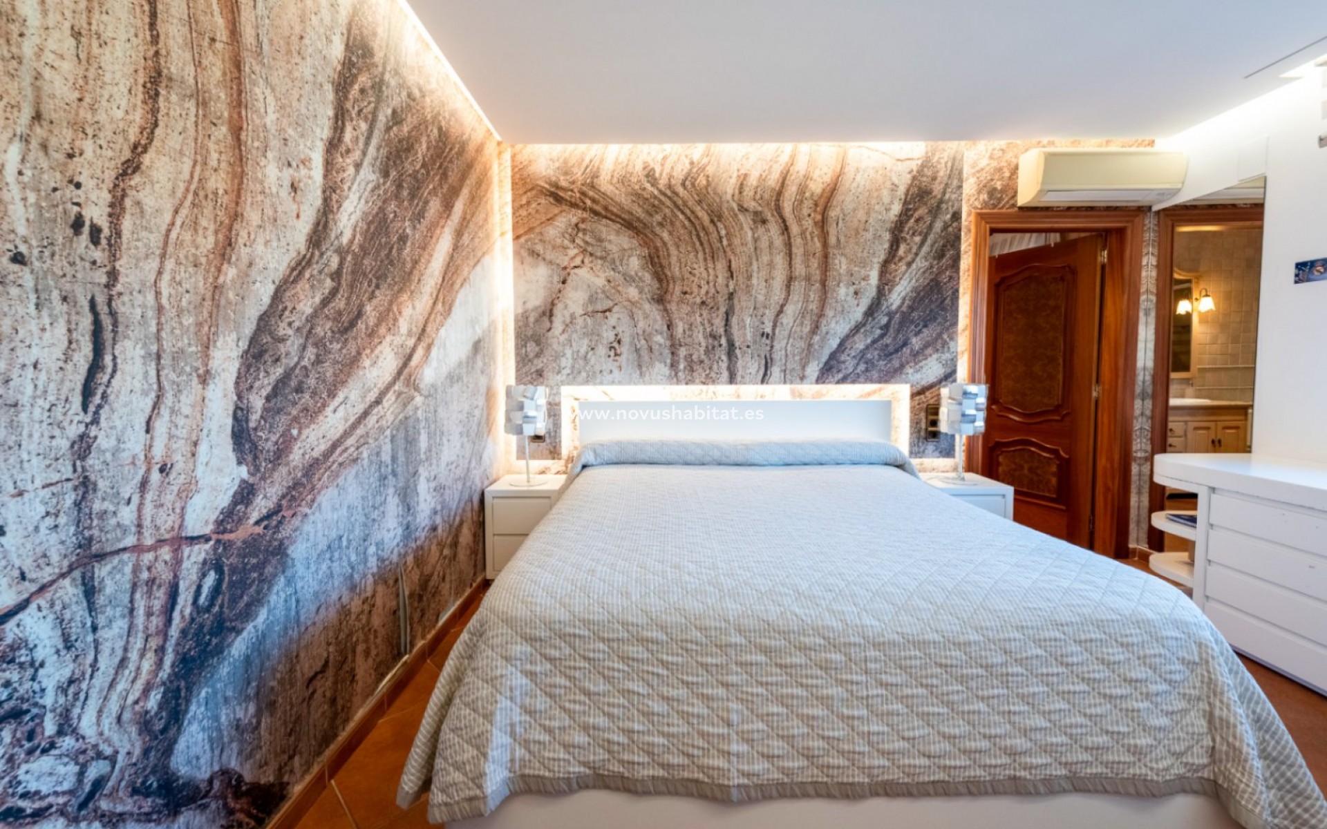 Resale - Villa - Calpe