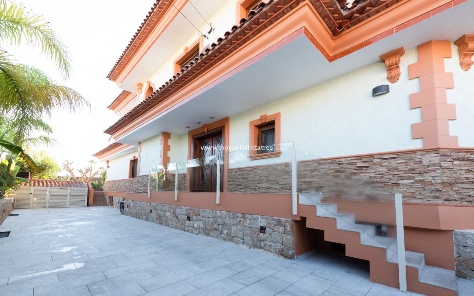 Resale - Villa - Calpe