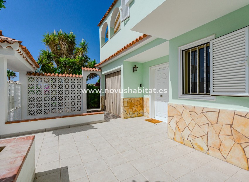 Resale - Villa - Chayofa - Chayofa Tenerife