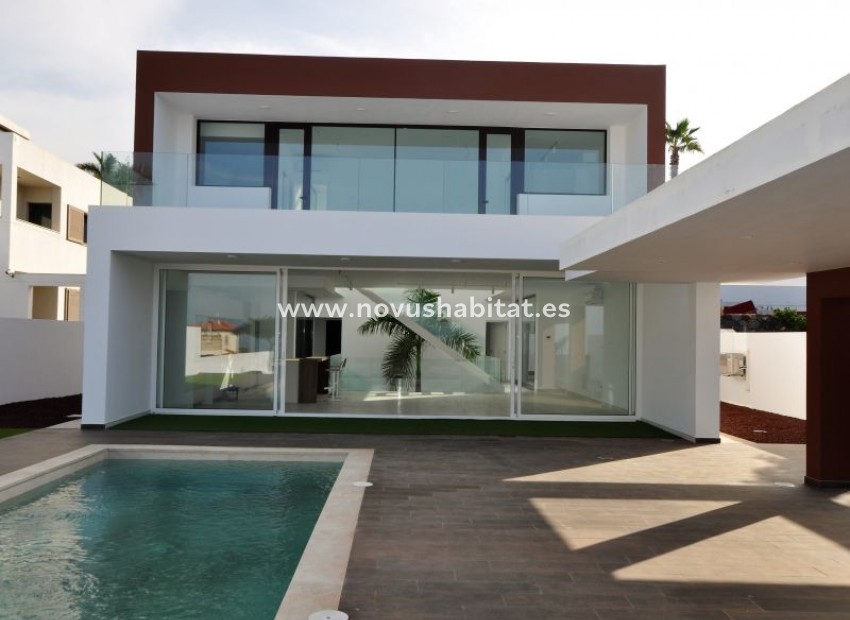 Resale - Villa - Costa Adeje - El Madronal Costa Adeje