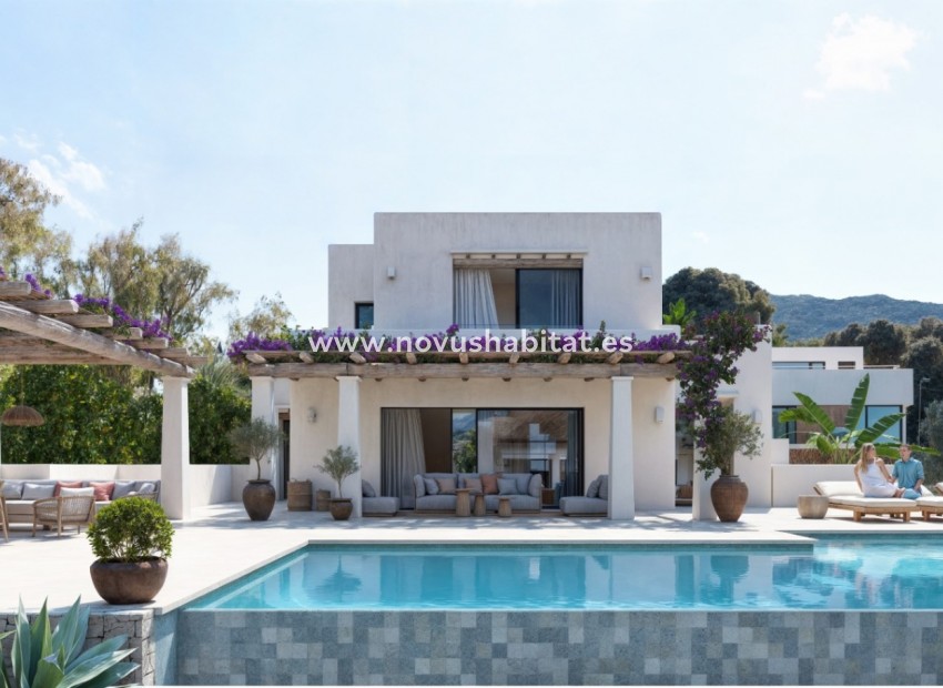 Resale - Villa - Denia