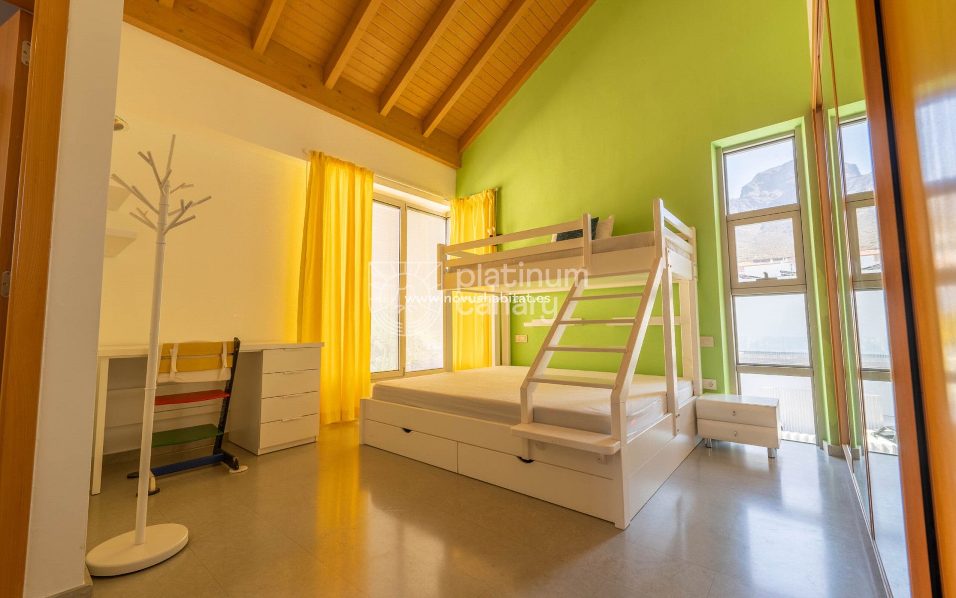 Resale - Villa - El Madroñal - Santa Cruz de Tenerife