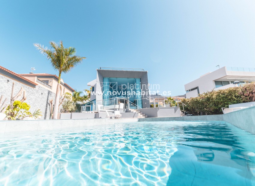 Resale - Villa - El Madroñal - Santa Cruz Tenerife