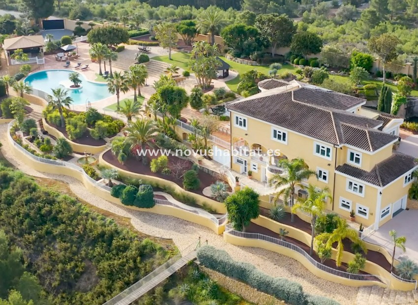 Resale - Villa - La Nucía