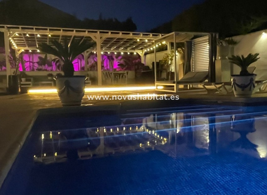 Resale - Villa - La Nucía