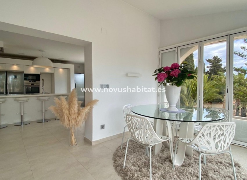 Resale - Villa - La Nucía