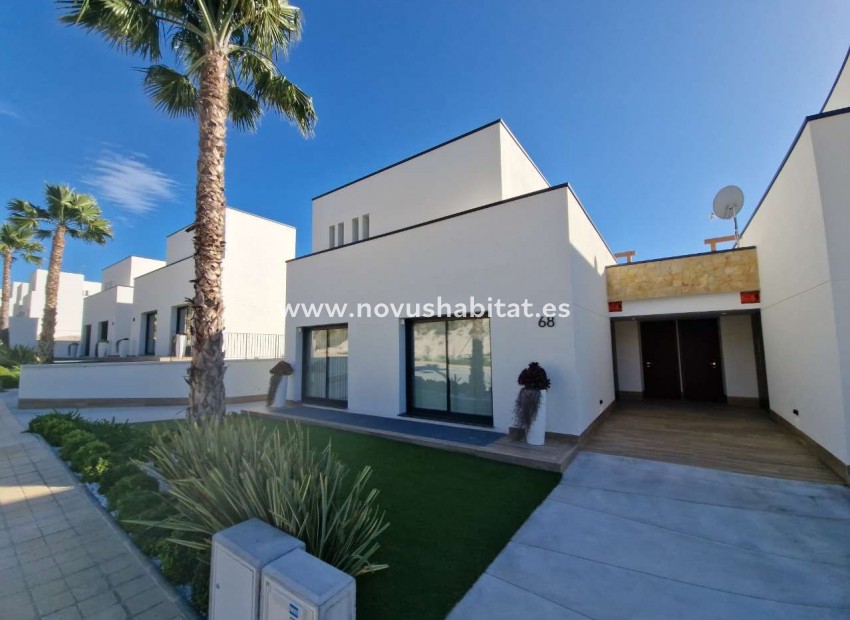 Resale - Villa - Monforte del Cid - Font del Llop