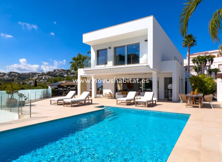 Resale - Villa - Moraira