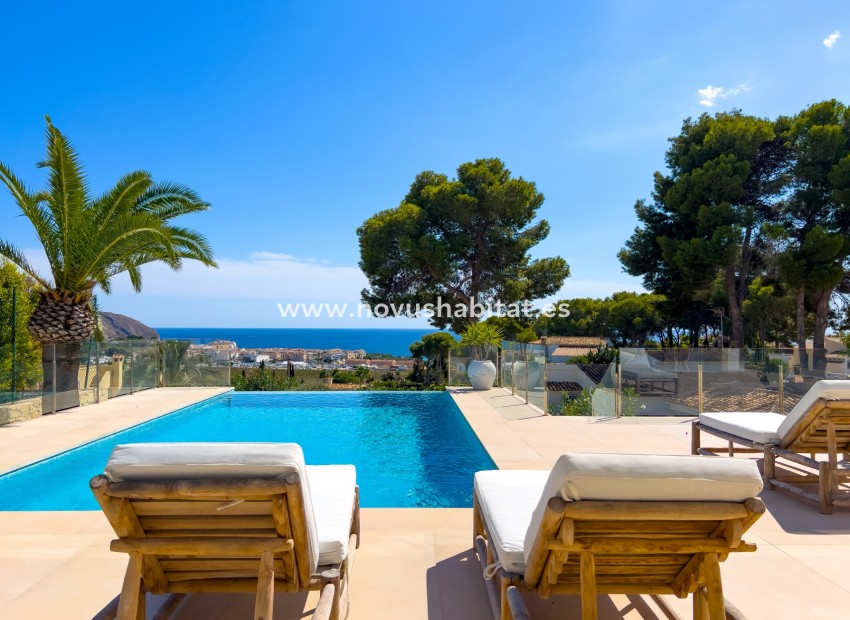 Resale - Villa - Moraira